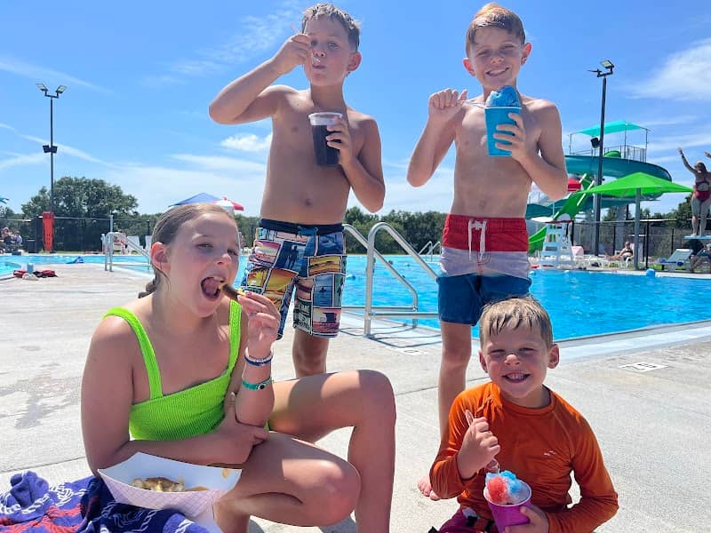 Macon Municipal Pool - Image 1