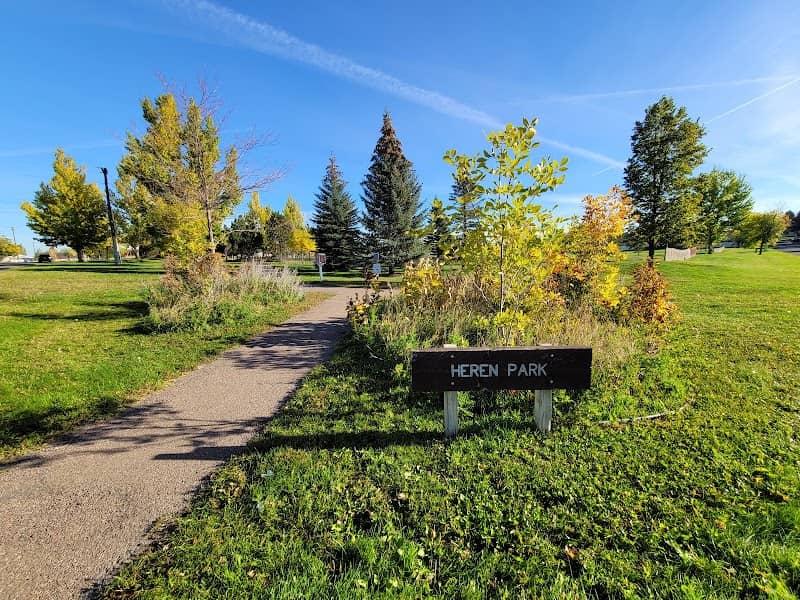 Heren Park - Image 1