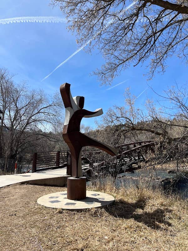 Statue - Image 1