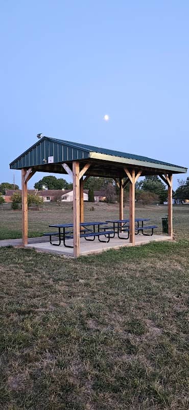 Circleville Township, Logan Elm Park - Image 1