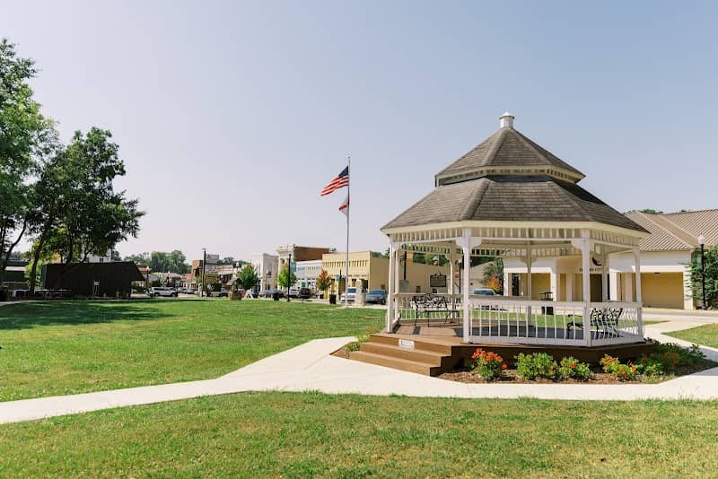 Simmons Park - Image 2