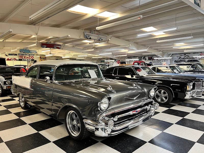 Route 66 Auto Museum - Image 2
