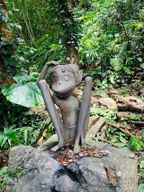 Arangachi Haunted Banyan Tree - Image 1