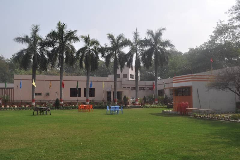 Rahi Tourist Bungalow Nawabganj - Image 1