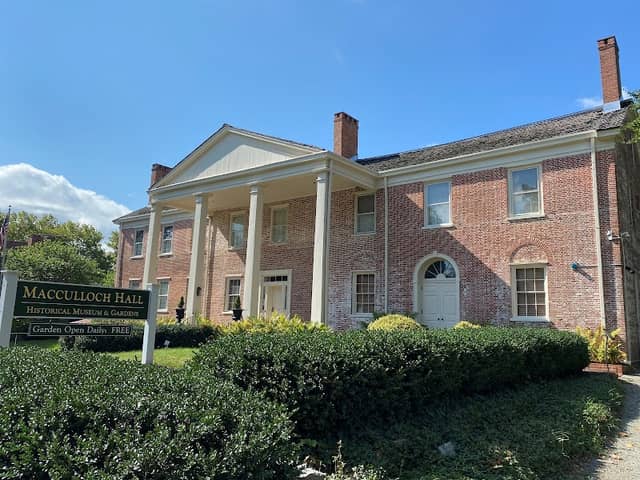 Macculloch Hall Historical Museum - Image 1