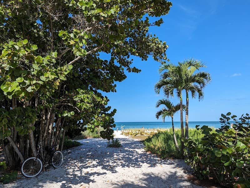 Central Ave Beach Access - Image 2