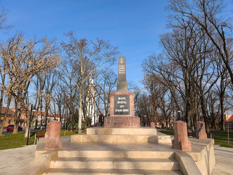 Parcul Eroilor - Image 1