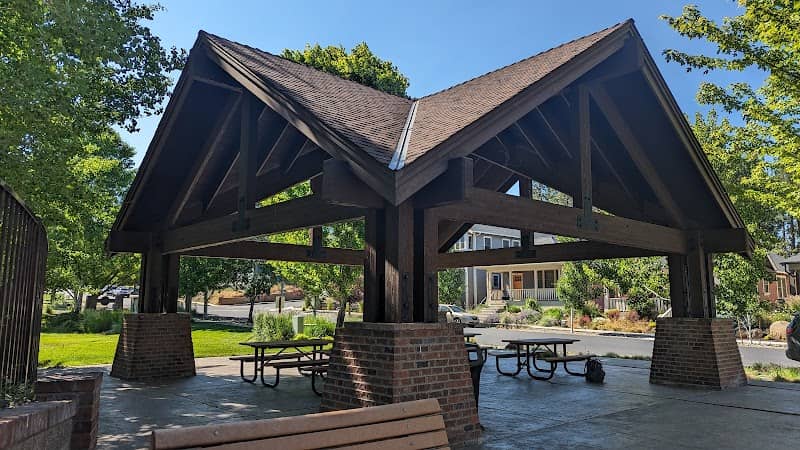 Saddlestone Park - Image 1