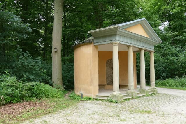 Ruhetempel - Image 2