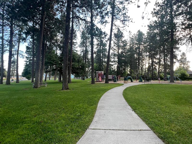 White Pine Park - Image 1
