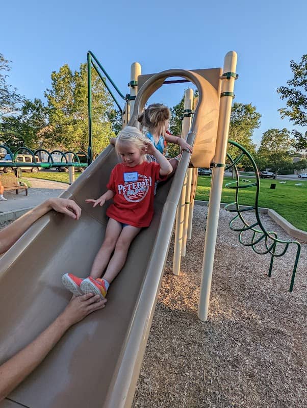 Clara Park - Image 2