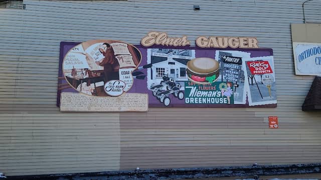 Walldog Mural #2: Elmer Gauger, Old Barn - Image 1