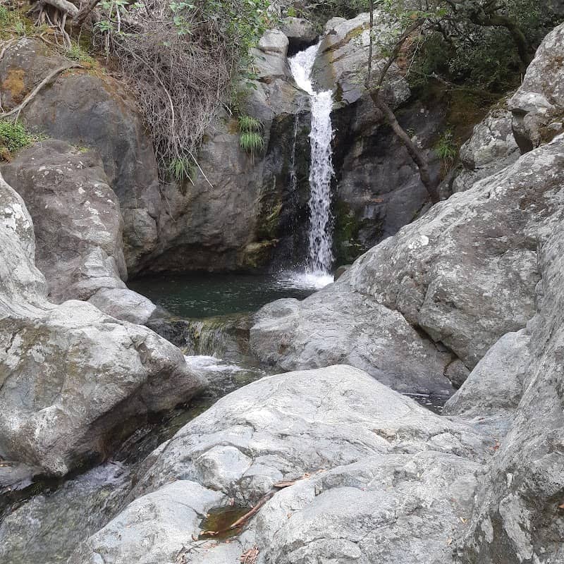 Waterfall Mikres Vathres - Image 1