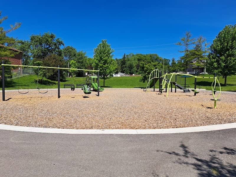 Betty Bujold Park - Image 1