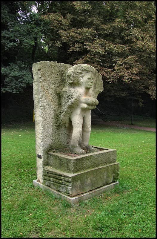 Skulpturenpark - Image 1