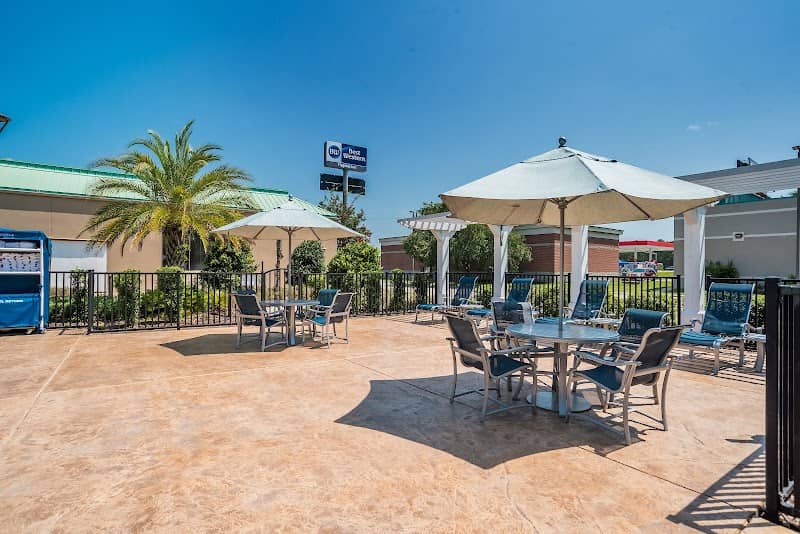Best Western Flagship Inn - Image 1
