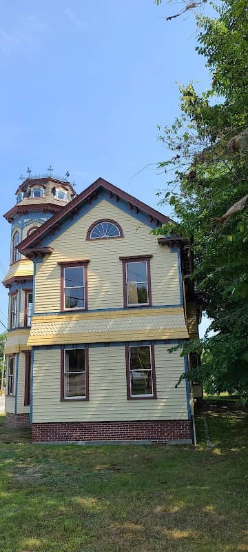 Norway Historic District - Image 1