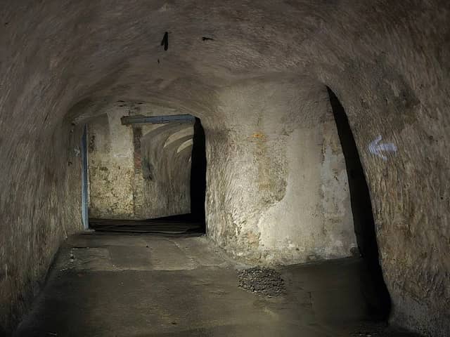 Unterirdische Gänge - Image 1