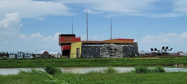 Adventure Pointe theme park - Image 1