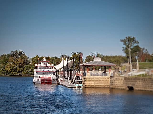 Riverfront Park - Image 3