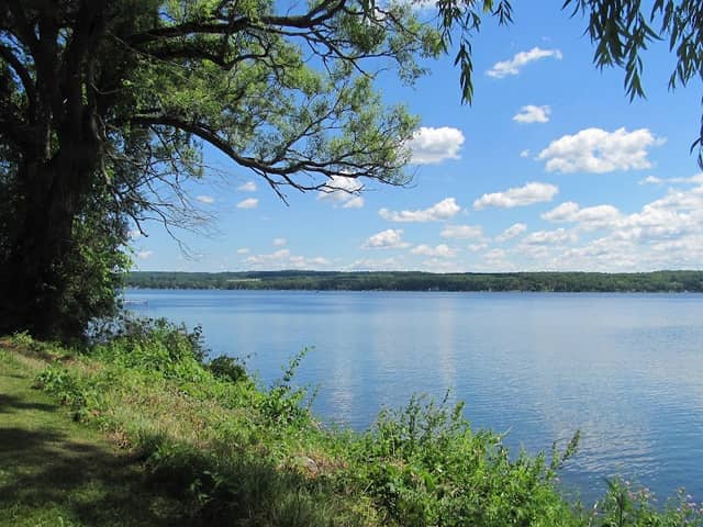 Lakeside Park - Image 1