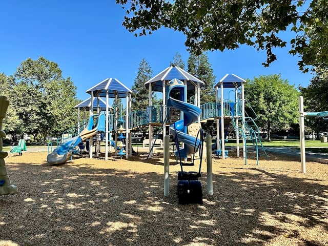 Brad Bates Park - Image 1