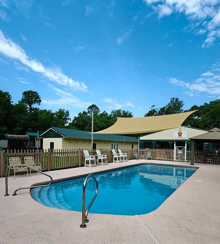 Bay Hide Away RV Park & Campground - Image 2