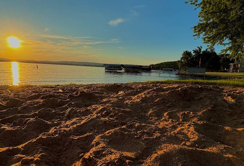 Lake Park - Image 1