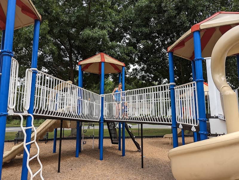 Mowbray Park - Image 2