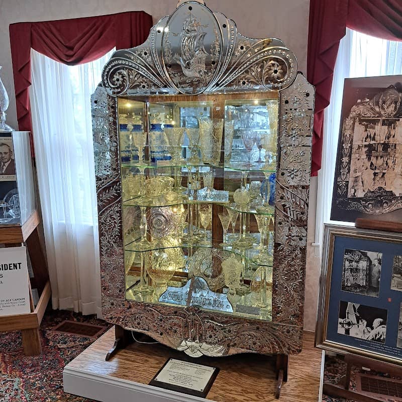 Heisey Glass Museum - Image 2