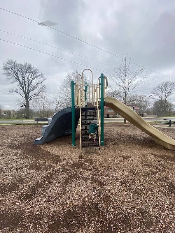 Highland Hills Park - Image 1