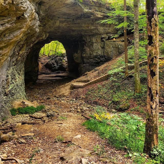 Carter Caves State Resort Park - Image 3