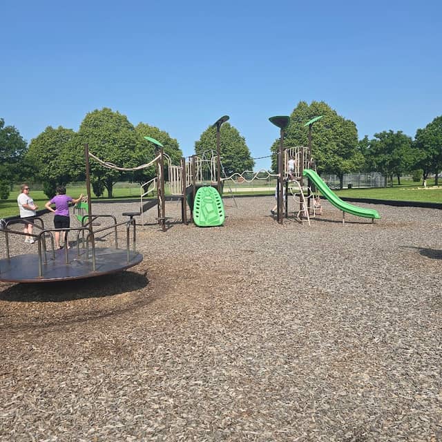 Keats Park - Image 1