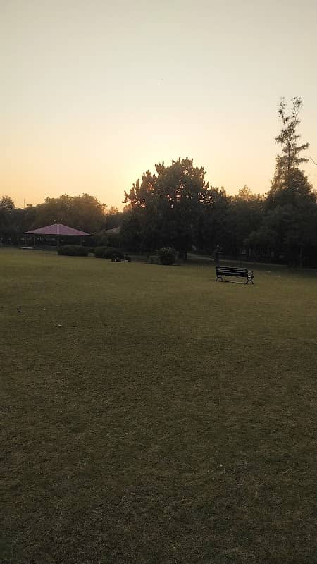 Sector- 5 Park - Image 1