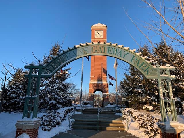 Veteran's Gateway Park - Image 1