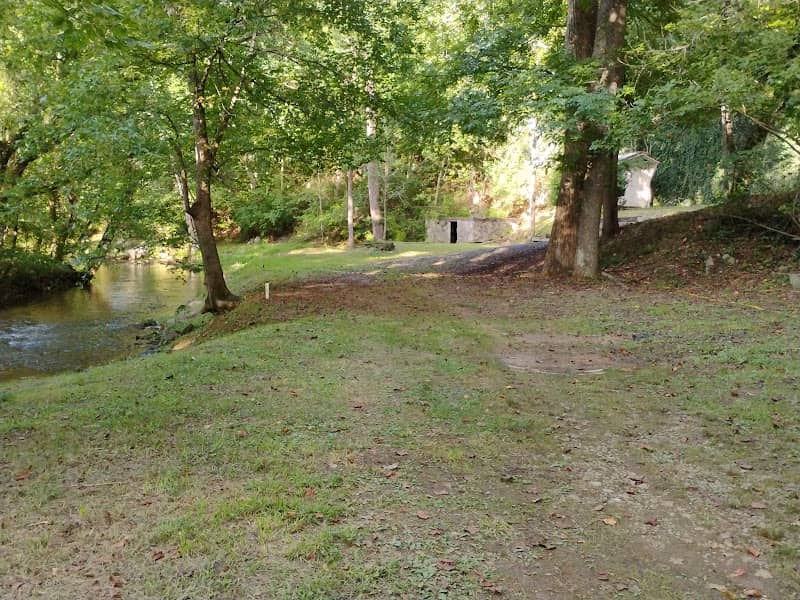 Lois’ Landing at Buffalo Creek - Image 1