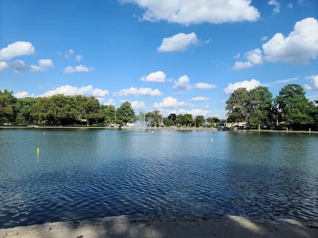 Historic City Park - Image 2
