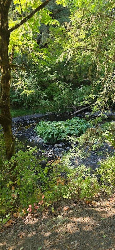 W Cardwell Hill Trailhead - Image 1