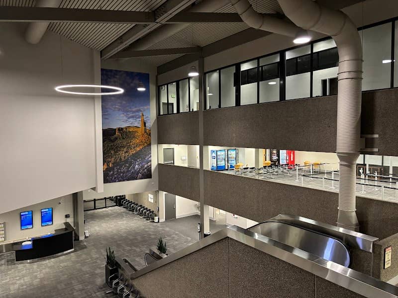 Grand Junction Regional Airport - Image 2