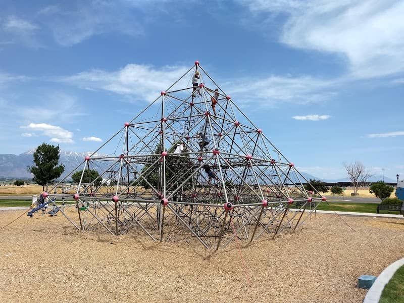 Neptune Park - Image 1