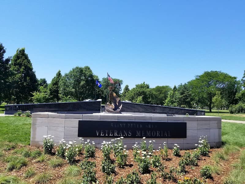 Minnesota Square Park - Image 1