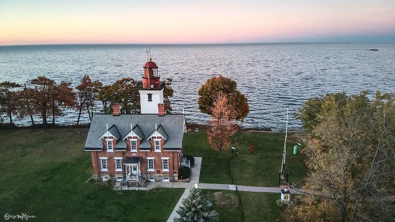 Dunkirk Lighthouse - Image 1