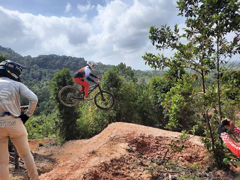 D'MEET ADVENTURE PARK - Image 1