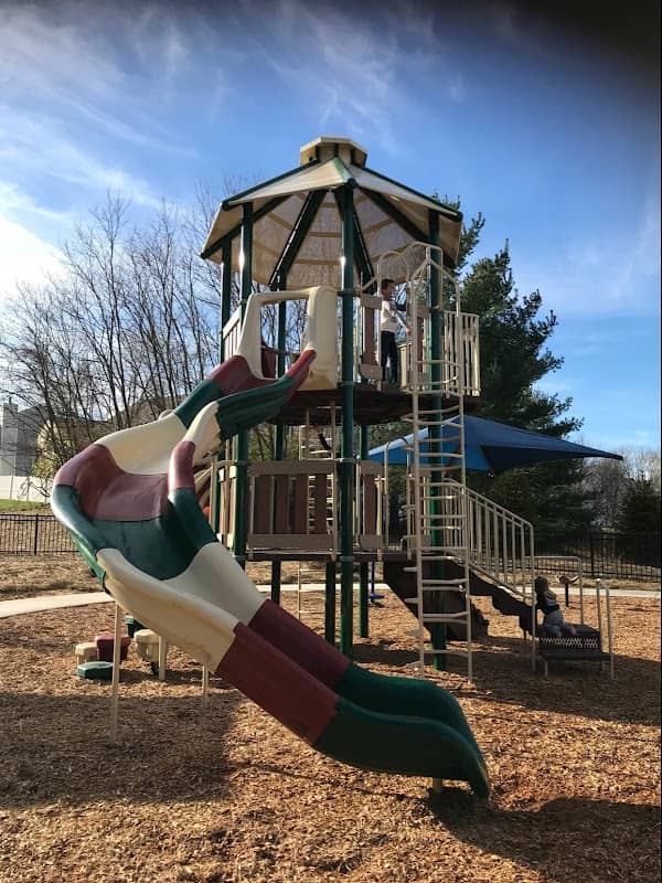 Green Pines Park - Image 1