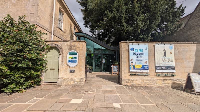 The Oxfordshire Museum - Image 1