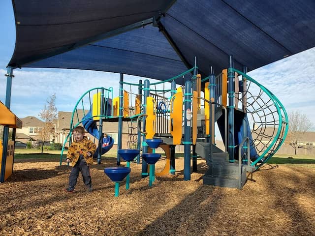Summer Pointe Park - Image 1