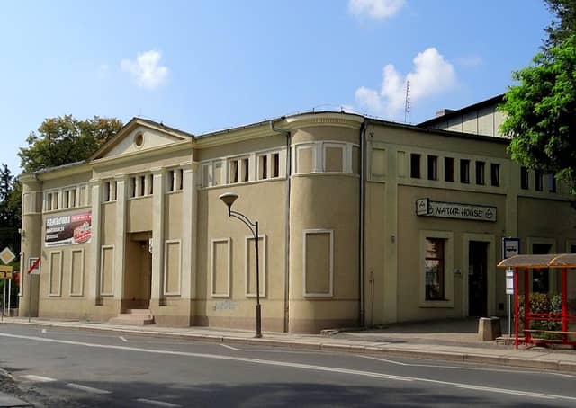Town's Old Theater - Image 2