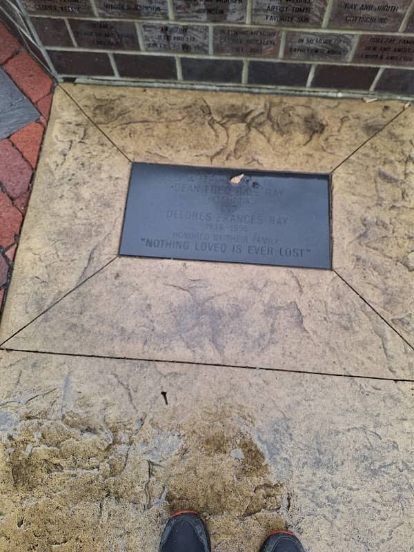 Lindsborg Sesquicentennial Memorial Plaza & Tree of Life/Järnkors - Image 2