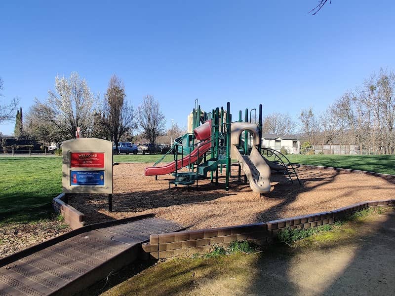 Orchard Park - Image 2