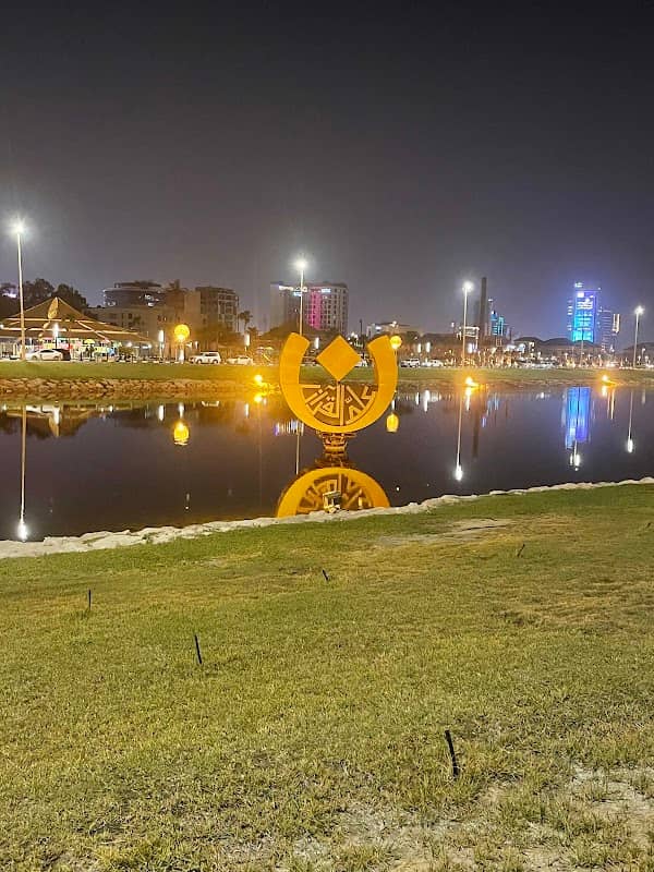 Khobar Corniche Artificial Lake - Image 2